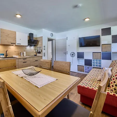 Apartamento Haus Joan - *