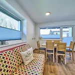 Haus Joan - *