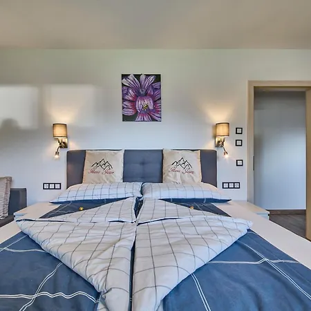 Haus Joan - Apartament *