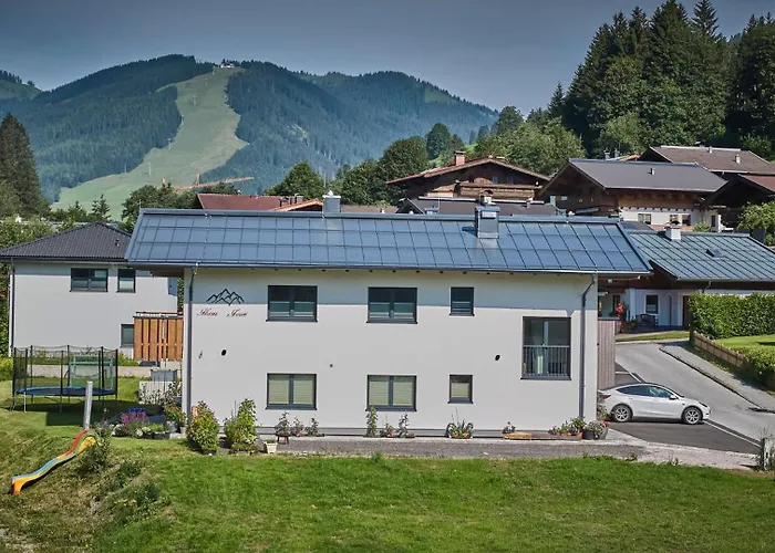 Haus Joan - *